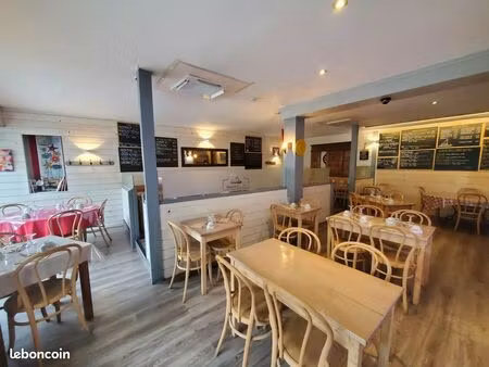 local crêperie  pizzeria 115 m²