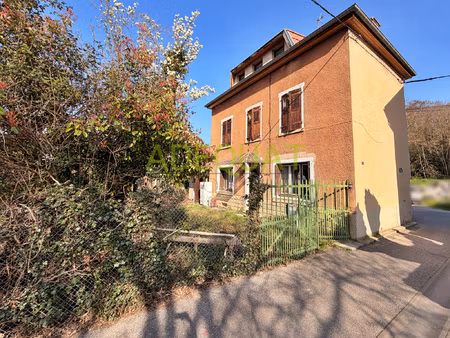 maison individuelle 4 chambres avec jardin  garage et fort p