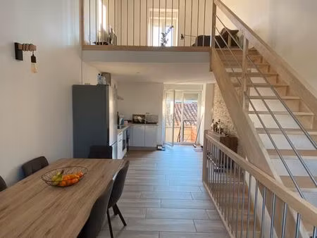 maisonnette en pierre rénovée au calme  75m2