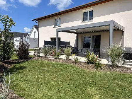 appartement duplex avec jardin et garage