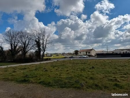 terrain 544 m² l herbergement