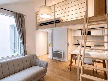studio cosy meublé neuf dans rue calme