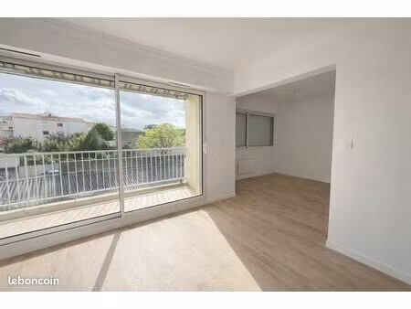 locatation appartement t3 plein centre (rénové)