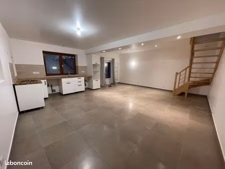 logement entièrement rénové  classement énergétique  c