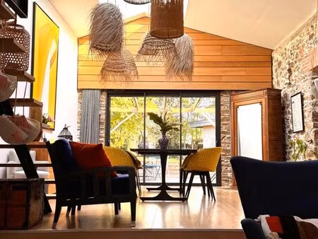 maison d’architecte dans ancienne grange – lumière & hauteur exceptionnelles