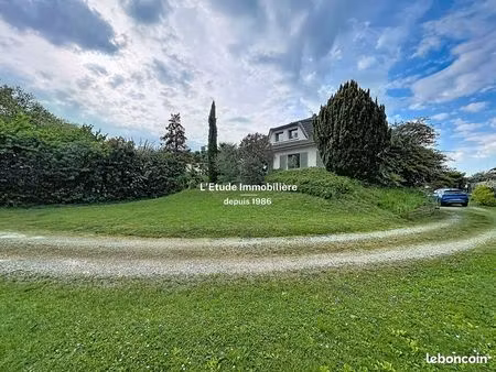 villa 7 pièces 147 m²