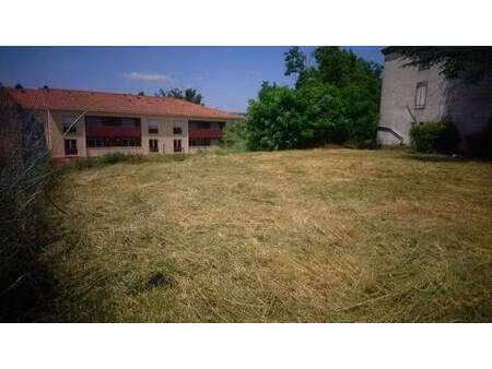 terrain constructible viabilisé à vendre