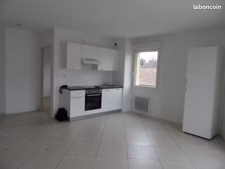la roche blanche f2 42 66 m2 avec terrasse