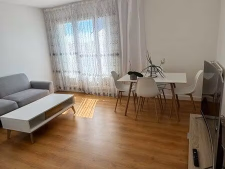 t4 meublé 75 m² – saint-sébastien-sur-loire – résidence calme et arborée