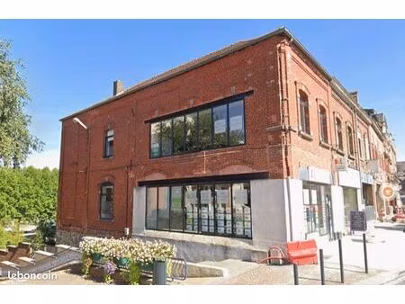 local bureaux 185 m²