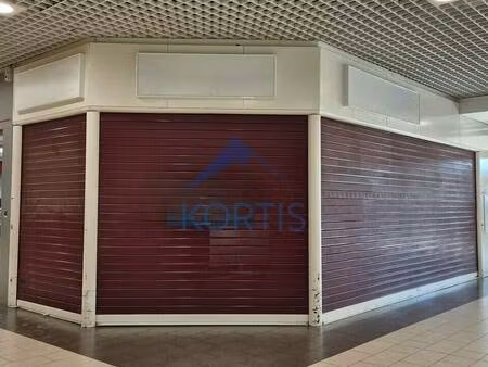 local commercial à louer