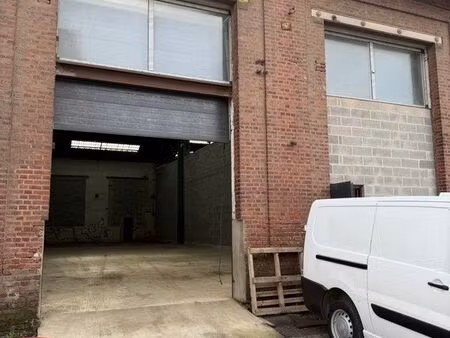 entrepôt hangar
