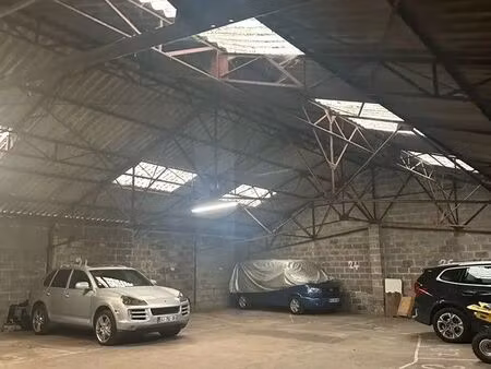 place de parking - voiture