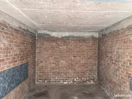 garage / box fermé 14 m2 – piscine–hippodrome – marcq‑en‑baroeul