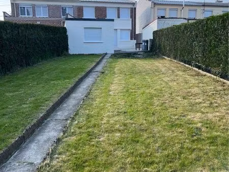 maison 75 m2 semi-mitoyenne rénovée 2 chambres  bureau  jardin et garage