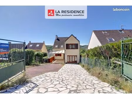 maison 8 pièces 183 m²