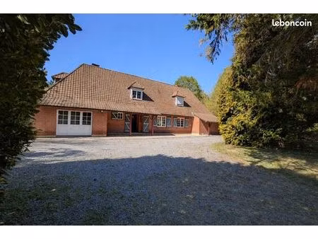 maison 6 pièces 159 m²