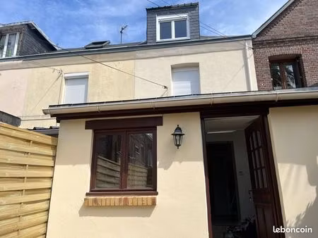 maison f3 sur jardin et cave