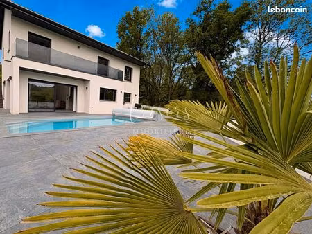 maison 6 pièces 123 m²