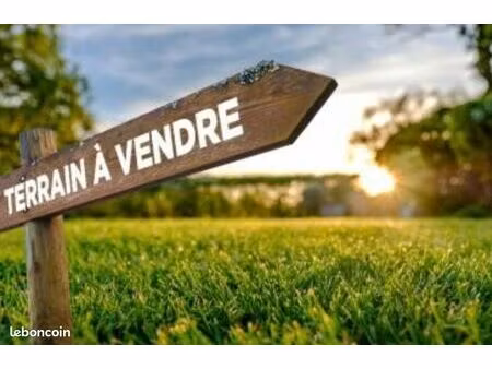 terrain 978 m² constructible saint leger du bourg denis