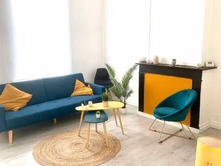 chambre 1 pièce 13 m²