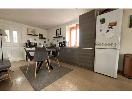 location appartement  49.17 m² t-2 à charnay-lès-mâcon  665 €