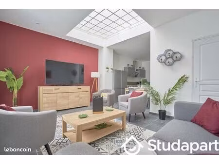 chambre 1 pièce 13 m²