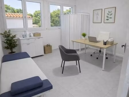 location bureaux 3 disponibles 12m2  12m2 et 15m2