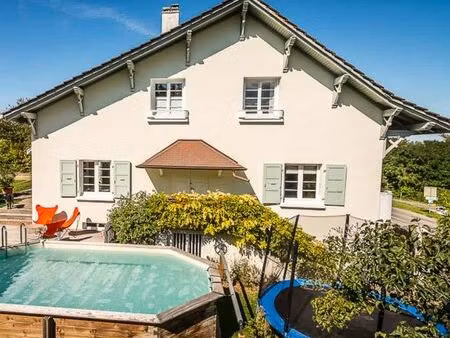 maison de caractère avec piscine – fort potentiel – sciez-sur-léman