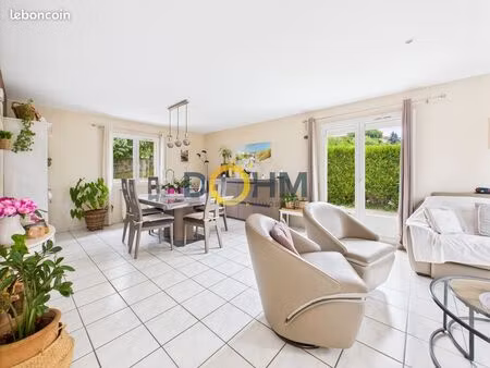 maison 7 pièces 130 m²