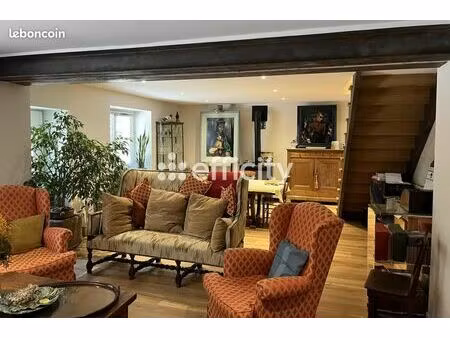 maison 6 pièces 257 m²
