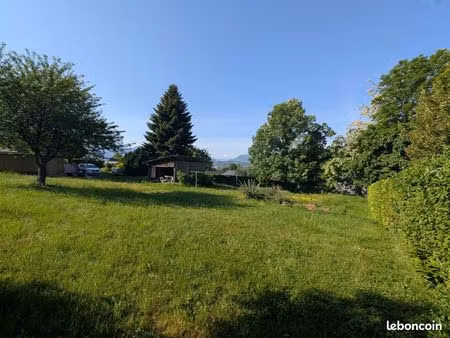 terrain 850 m² chambery