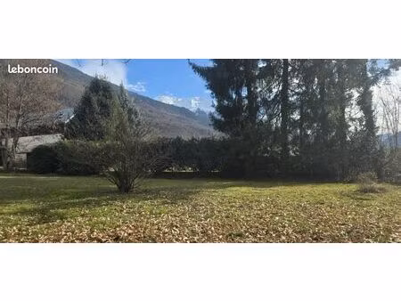 terrain 1300 m² tours-en-savoie