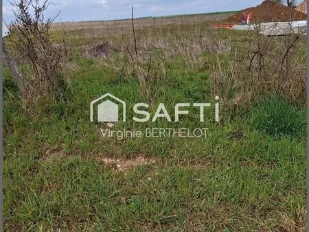 terrain 2053 m² villiers-en-plaine