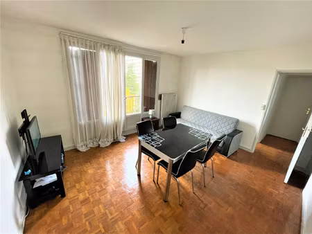 appartement f2 avec place de parking