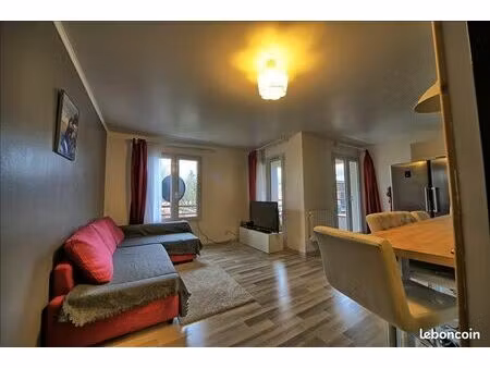 appartement 3 pièces à moissy-cramayel - centre-ville