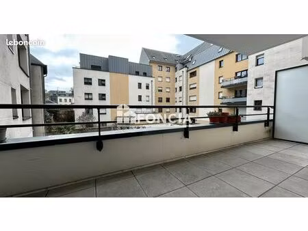 f2 avec balcon rouen gare / parking