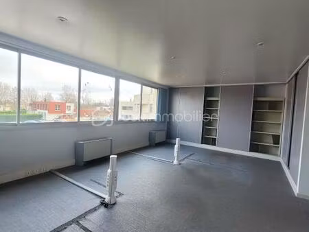bureaux et open space 140 m² estillac