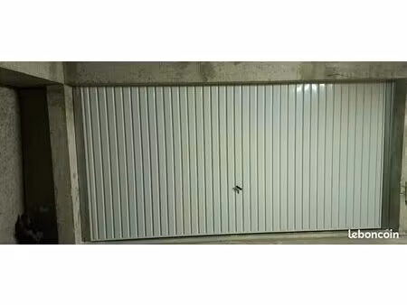 garage double place bellevue