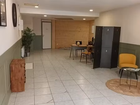 local commercial centre-ville de bruay