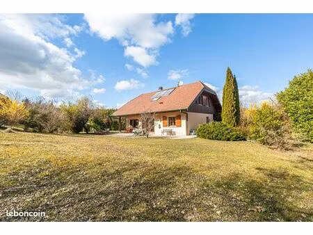 maison 6 pièces 172 m²