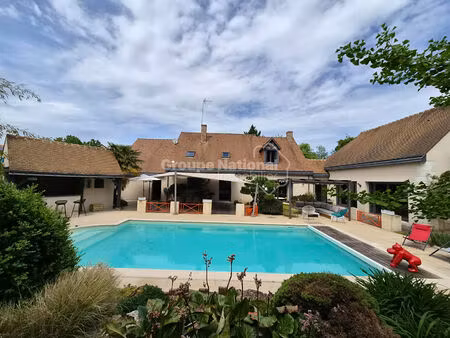 demeure d'exception à vendre à monts - 7 pièces  286 m²  piscine et terrain arboré