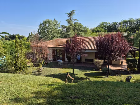 a vendre  maison de charme au calme à preignan