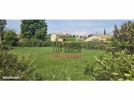 terrain 654 m² l'isle-sur-la-sorgue