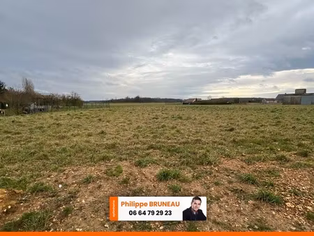 vivez la tranquillité rurale avec ce terrain exceptionnel à marcilly-la-campagne