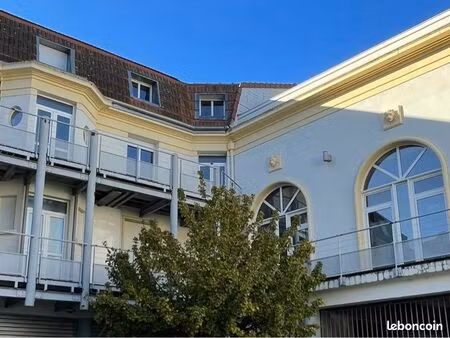 t4 rénové – 74 m² – à deux pas de la place du vigan