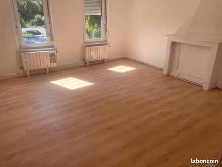 appartement duplex 76 m² – avesnes-sur-helpe centre