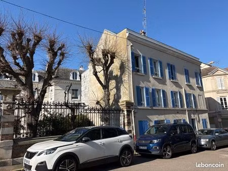 immeuble de rapport composé de 4 appartements