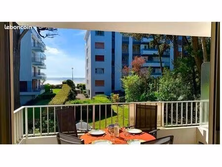 location longue durée appartement t2 de 54 m² situé dans le très recherché quartier de la 