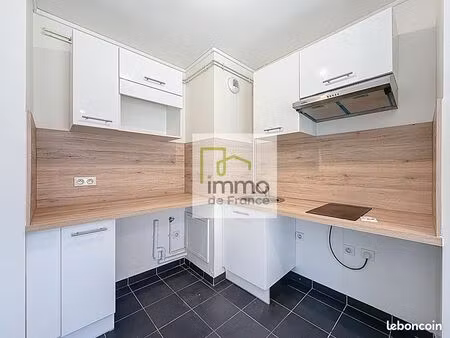 studio 1 pièce 29 m²